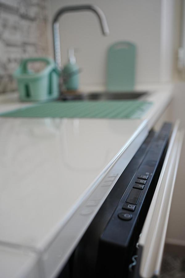 Green Apartment In Milan 10Min From Centralstation Buitenkant foto